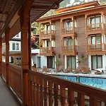 Azmakhan Ξενοδοχείο 3*