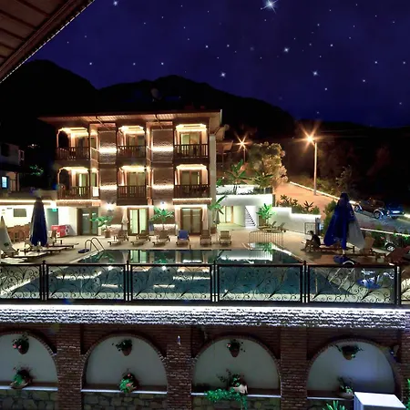 Azmakhan אקיאקה