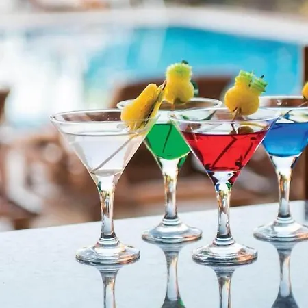 Azmakhan 3* אקיאקה