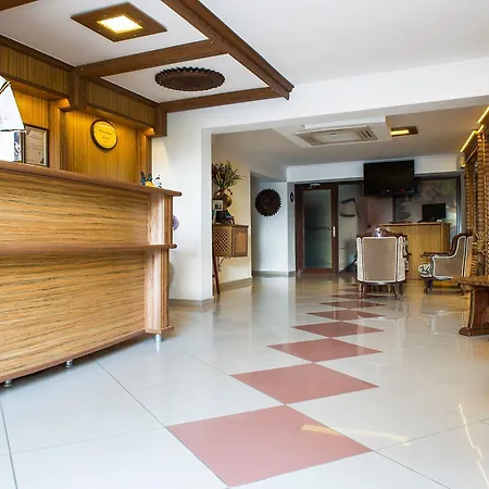 Azmakhan אקיאקה