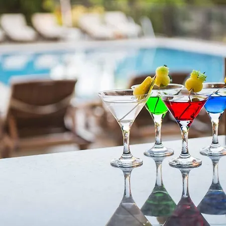 Azmakhan אקיאקה