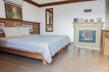 Azmakhan Hotel